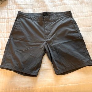 J. Crew Men 9” Tech Shorts